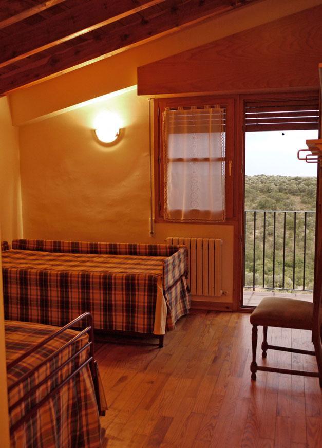 Bilanayur Hotel Alberuela de la Liena Eksteriør billede