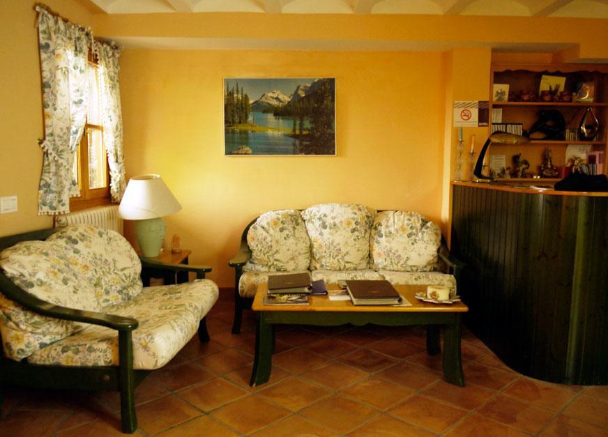 Bilanayur Hotel Alberuela de la Liena Eksteriør billede