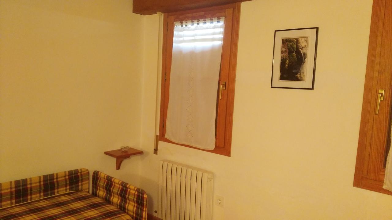 Bilanayur Hotel Alberuela de la Liena Eksteriør billede